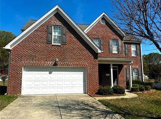 1721 Timber Cove Ct, Winston Salem, NC 27127
