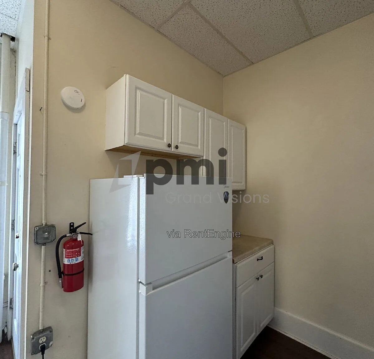 Studio, 1.0 bath, 768 sqft, $765 — Photo 3