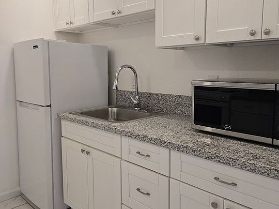 2nd image of 6660 Stoneman Dr #B2