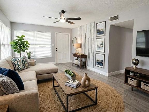 2nd image of 111 145TH AVENUE E #4