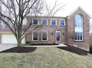 735 Foresthill Dr, Crescent Springs, KY 41017