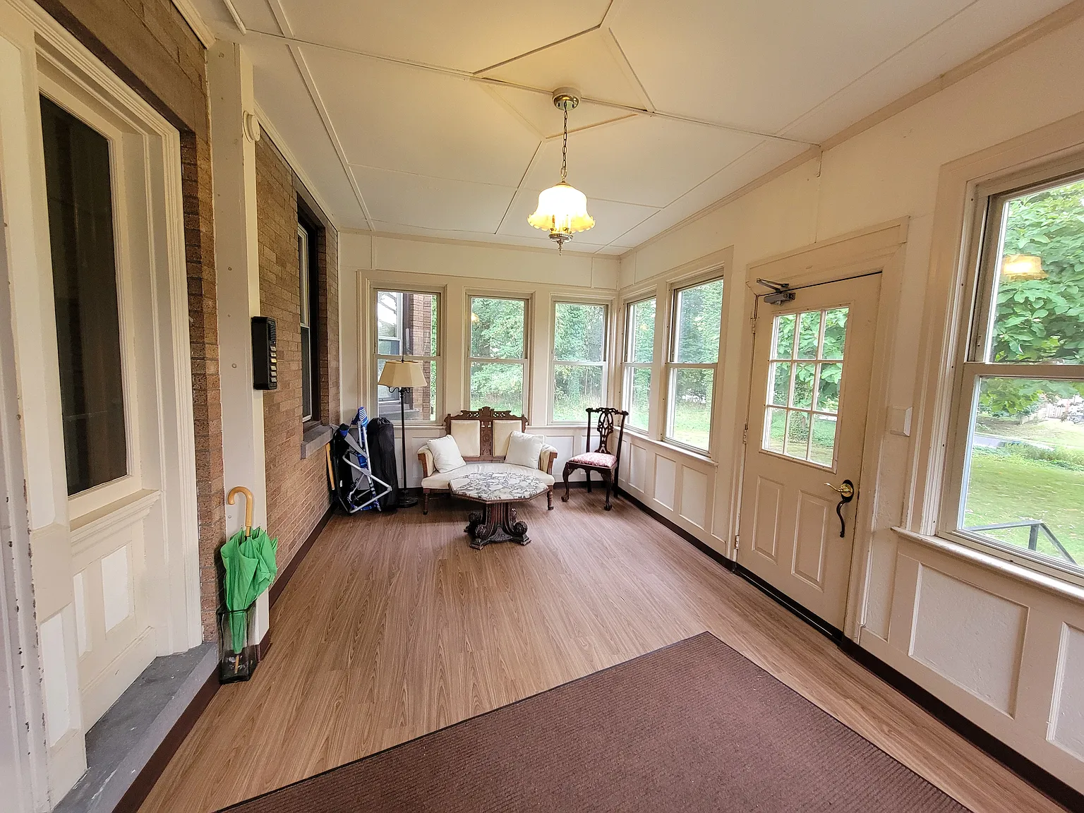 2 bed, $1,800 — Photo 3