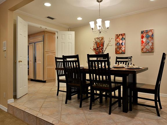 3rd image of 3524 N Calle Floreada