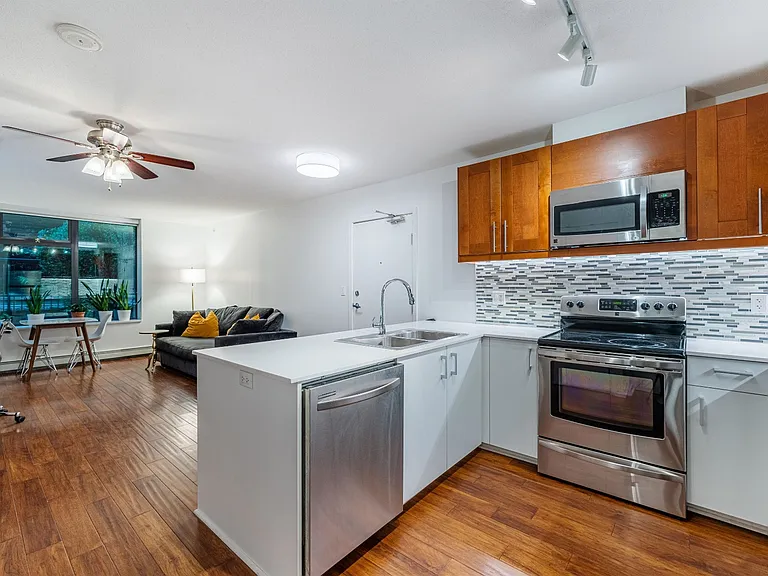 66 Cordova St W #206 — Photo 10