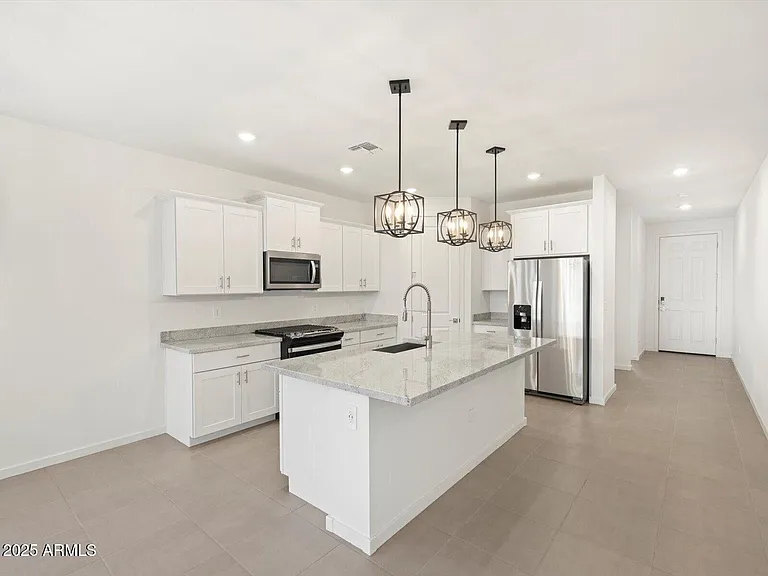 4287 W Jeanette Lane San — Photo 2
