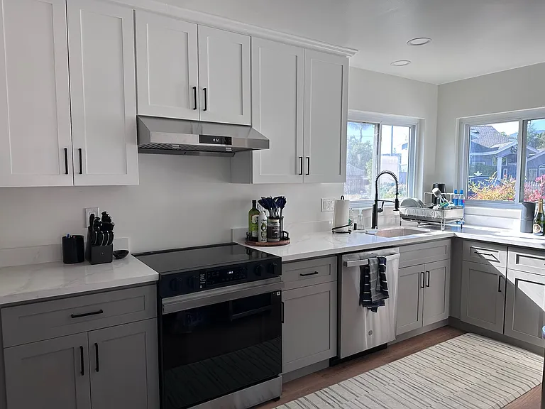 14661 Charmeran Ave — Photo 4