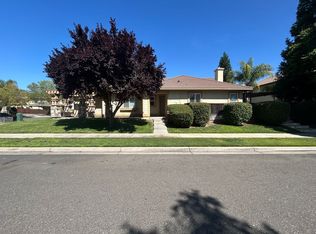 685 Stetson Dr, Oakdale, CA 95361