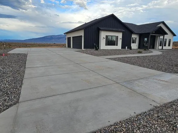 2116 Kaiser Rd NE, Rio Rancho, NM 87144