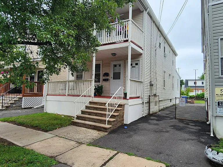 714 Roselle St #1 — Photo 2