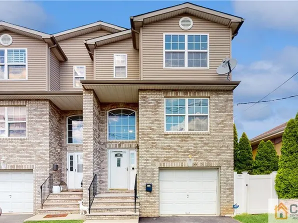 40 Randolph St, Carteret, NJ 07008