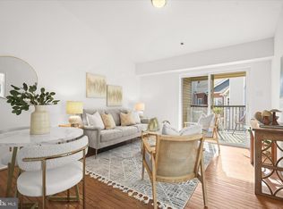 3307 Wyndham Cir APT 4166, Alexandria, VA 22302