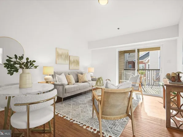 3307 Wyndham Cir APT 4166, Alexandria, VA 22302