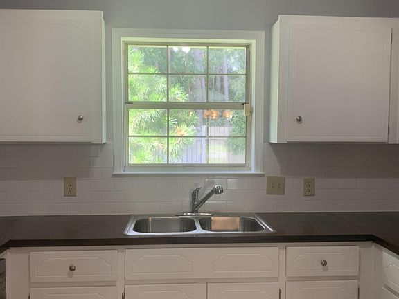 4th image of 707 Kadi Ln