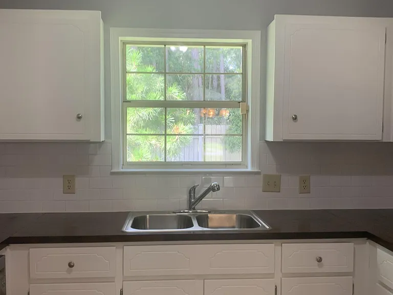 707 Kadi Ln — Photo 4