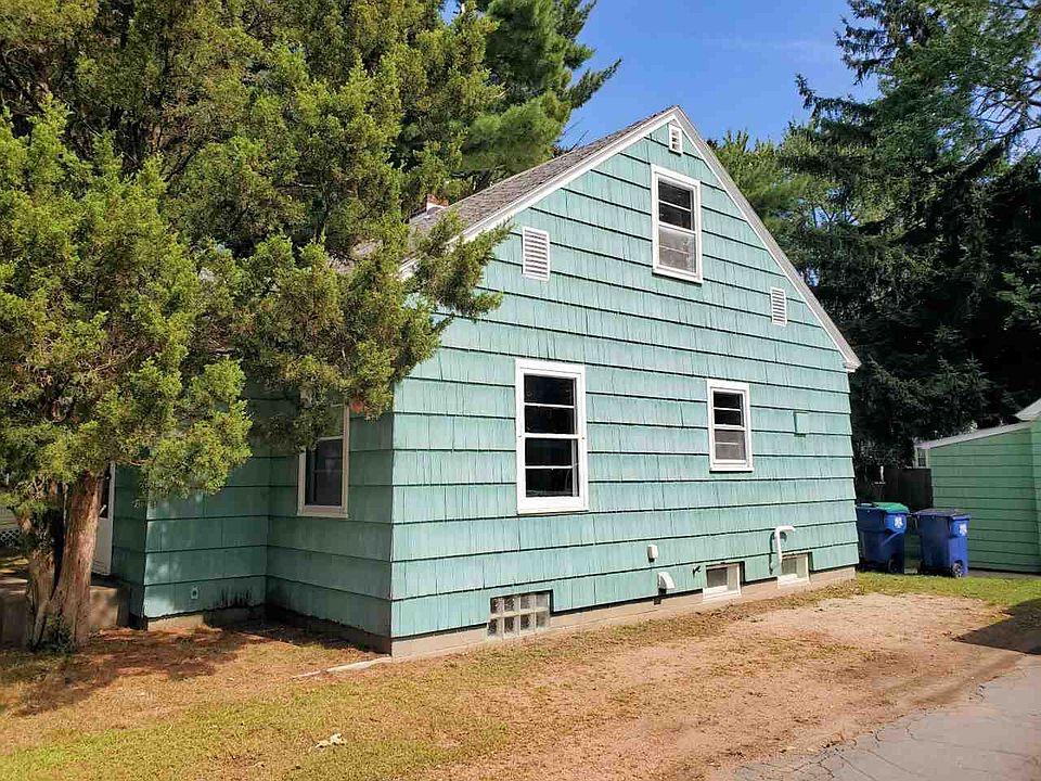 1st image of 833 S 10th Ave