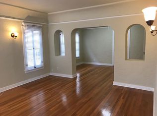 1115 Queen Anne Pl, Los Angeles, CA 90019