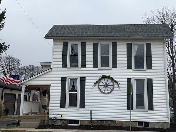 2nd image of 112 W Dayton St