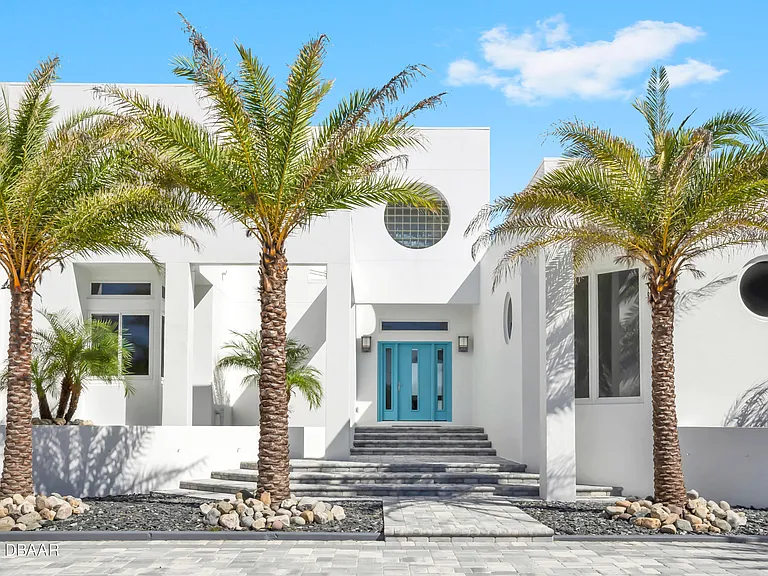 435 Ocean Shore Blvd — Photo 8