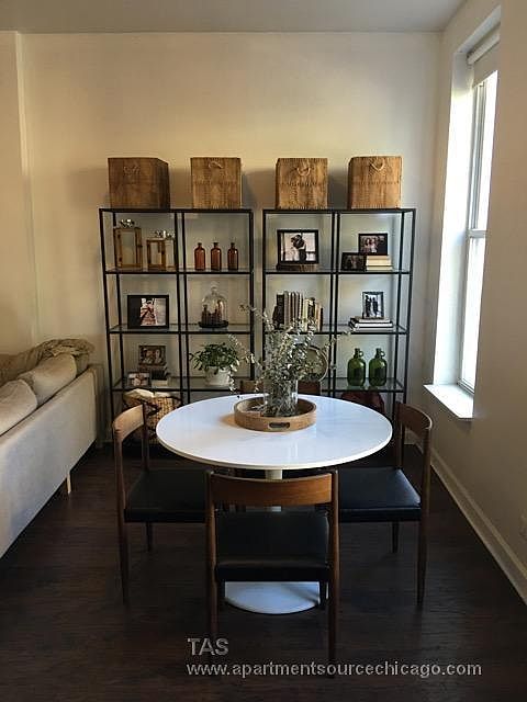 1st image of 1946 N Wilmot Ave #2R