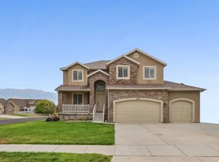 4144 S Schooner Dr, Saratoga Springs, UT 84045