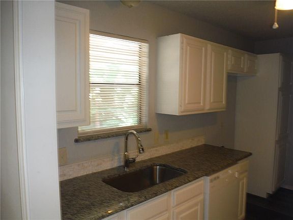 4th image of 5418 Purdue Ave
