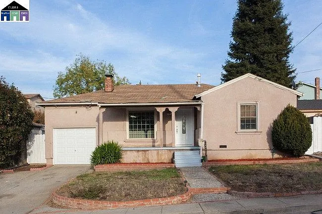 22660 Byron St photo 1