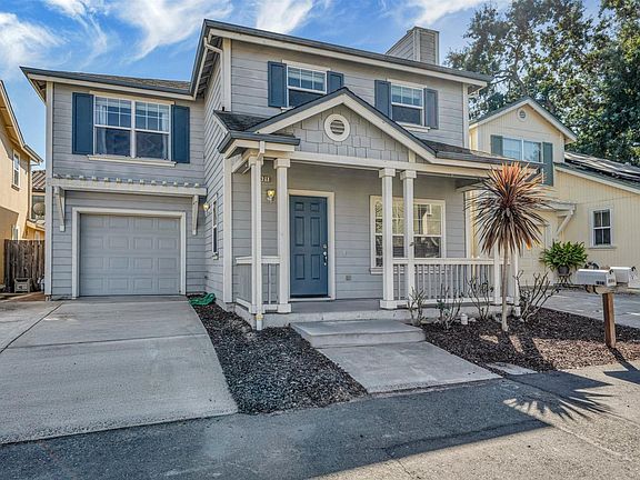 2nd image of 1321 Woodhaven Drive