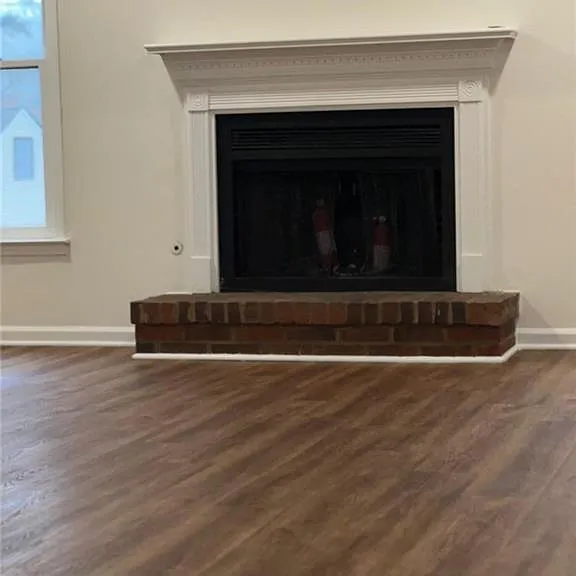 300 E Burns Ct SE #D — Photo 12