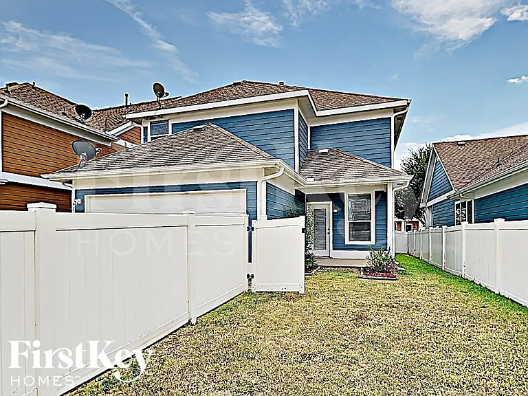 9117 Waterman Dr — Photo 15