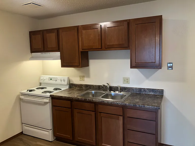 3601 S West Ave #7 — Photo 1