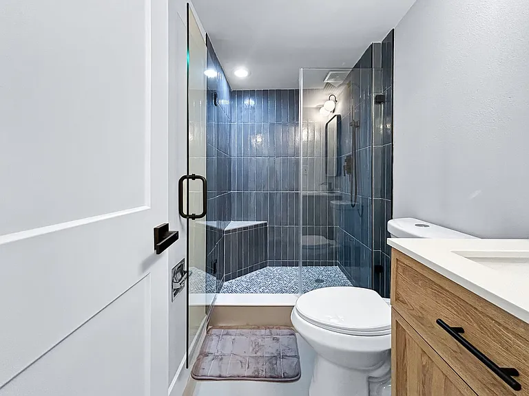 400 64th Ave #502 — Photo 22
