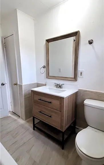 40 Beverly Ave — Photo 14