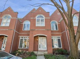 4261 W Harrington Ln, Chicago, IL 60646