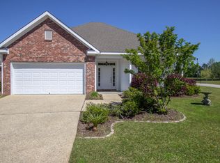 179 W Shore Dr, Hattiesburg, MS 39402