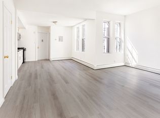 1030 Winthrop St #2A, Brooklyn, NY 11212