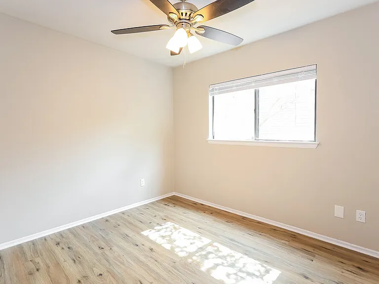 9106 Valley Rdg — Photo 9