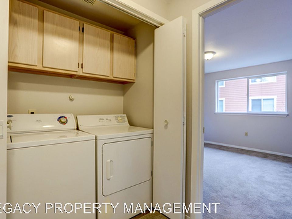 Division Street Townhomes1333423NK Apartment Rentals Portland, OR