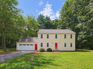 3 Brewster Rd, Norfolk, MA 02056