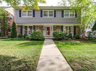 1101 S Delphia Ave, Park Ridge, IL 60068