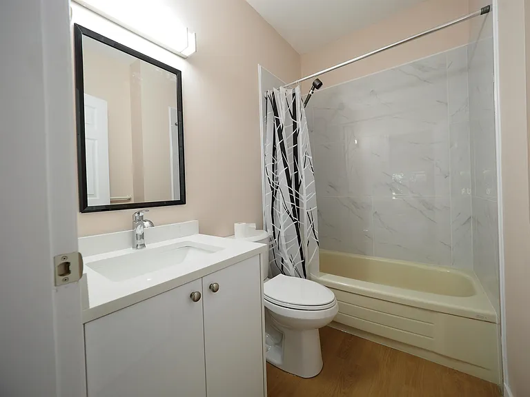345 W 15th Ave #2 — Photo 4