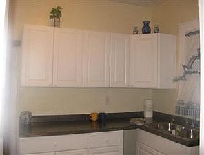3rd image of 1207 E Osborne Ave