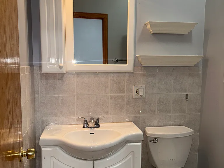 3308 S Hoyne Ave #2F — Photo 17