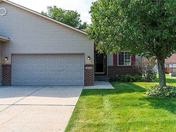 5th image of 3030 SE Turnberry Dr