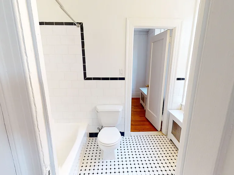20 E 67th St #3F — Photo 8