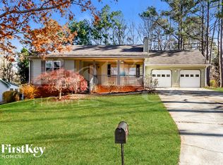 600 Inglenook Dr, Lawrenceville, GA 30044
