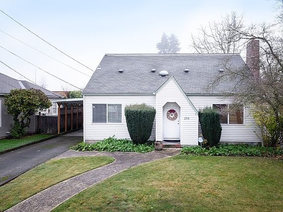 2nd image of 258 SE 5th Ave