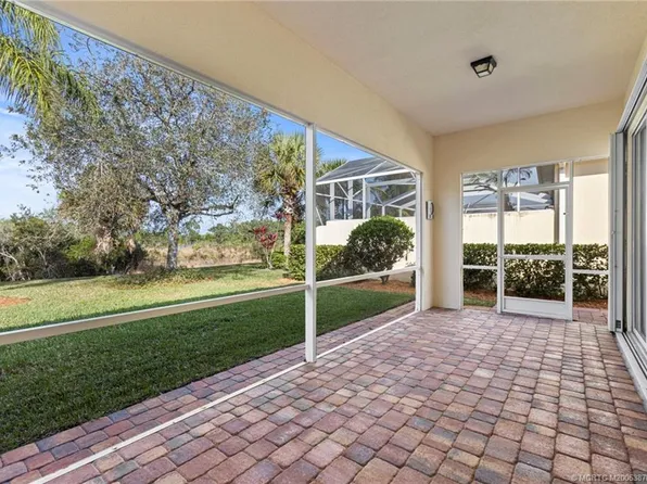 9012 SE Eldorado Way, Hobe Sound, FL 33455