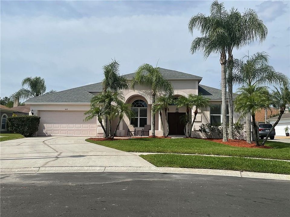 1st image of 642 Lakescape Ct