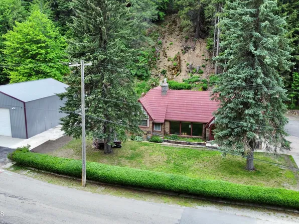 102 Placer Creek Rd, Wallace, ID 83873