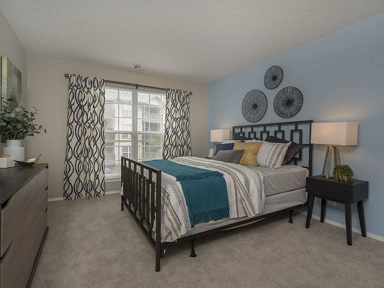 Liberty Pointe — Photo 34